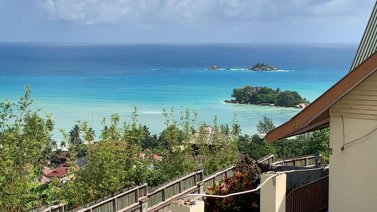 Mountain Lodge Anse Volbert Village Eksteriør billede